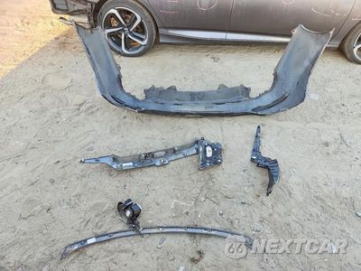 Zdjęcie 12 z 13 samochodu: 2018 HONDA ACCORD SPORT VIN:1HGCV1F32JA061420 - miniatura