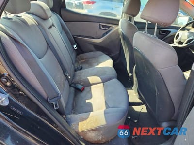 Zdjęcie 10 z 12 samochodu: 2011 HYUNDAI ELANTRA GLS VIN:5NPDH4AE7BH016536 - miniatura