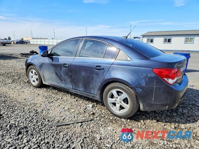 Drugie zdjęcie samochodu z przodu: 2014 CHEVROLET CRUZE LT VIN:1G1PC5SB5E7194601 - miniatura