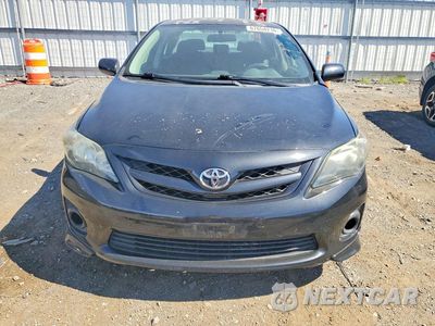 Piąte zdjęcie samochodu w środku: 2013 TOYOTA COROLLA S VIN:2T1BU4EE1DC011819 - miniatura