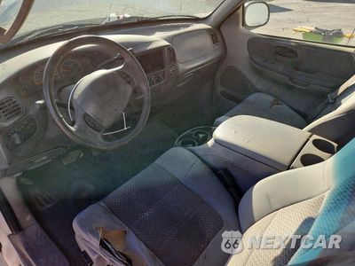 Zdjęcie 8 z 12 samochodu: 2002 FORD F150 VIN:1FTRX18W52NB34039 - miniatura