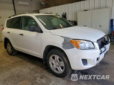 Czwarte zdjęcie samochodu z boku: 2009 TOYOTA RAV4 BASE VIN:JTMBF35V495013136 - miniatura