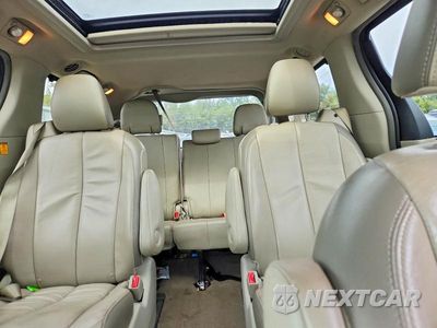 Zdjęcie 10 z 14 samochodu: 2013 TOYOTA SIENNA LIMITED 7-PASSENGER VIN:5TDDK3DC5DS065124 - miniatura