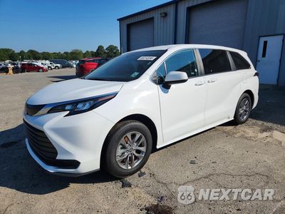 2026 TOYOTA SIENNA LE 5TDKRKEC8TS305048 - główne zdjęcie licytacji z USA - miniatura
