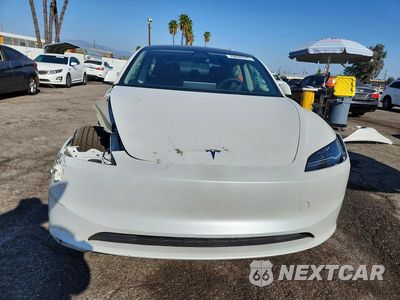 Piąte zdjęcie samochodu w środku: 2025 TESLA MODEL 3 VIN:5YJ3E1EA0SF982803 - miniatura