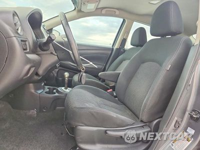 Zdjęcie 7 z 12 samochodu: 2019 NISSAN VERSA SV VIN:3N1CN7AP2KL822391 - miniatura