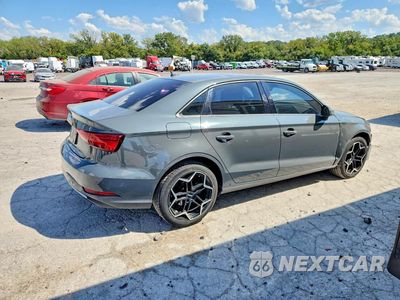 Trzecie zdjęcie samochodu z tyłu: 2017 AUDI A3 PREMIUM VIN:WAUAUHFF9H1077696 - miniatura