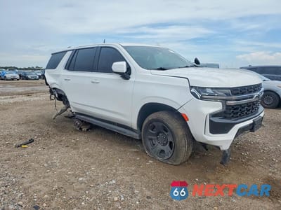 Czwarte zdjęcie samochodu z boku: 2023 CHEVROLET TAHOE C1500 VIN:1GBSCLEDXPR161382 - miniatura