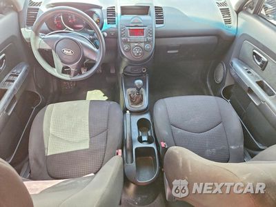 Zdjęcie 8 z 12 samochodu: 2011 KIA SOUL BASE VIN:KNDJT2A1XB7322587 - miniatura