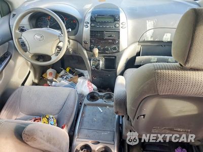 Zdjęcie 8 z 12 samochodu: 2007 TOYOTA SIENNA LE 7-PASSENGER VIN:5TDZK23C07S024017 - miniatura