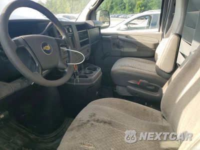 Zdjęcie 8 z 13 samochodu: 2011 CHEVROLET EXPRESS G1500 DELIVERY VAN VIN:1GCSGAFX8B1124531 - miniatura