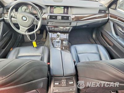 Zdjęcie 8 z 12 samochodu: 2015 BMW 528 XI VIN:WBA5A7C5XFD623224 - miniatura