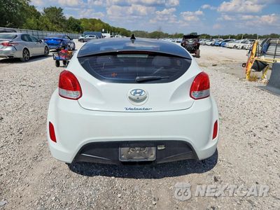 Zdjęcie 6 z 12 samochodu: 2014 HYUNDAI VELOSTER BASE VIN:KMHTC6AD9EU188800 - miniatura