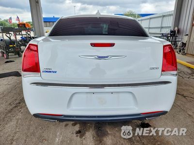 Zdjęcie 6 z 12 samochodu: 2019 CHRYSLER 300 LIMITED VIN:2C3CCAKG0KH569907 - miniatura