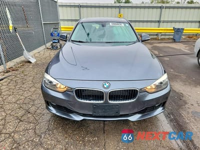 Piąte zdjęcie samochodu w środku: 2014 BMW 328 XI SULEV VIN:WBA3B5C54EF959348 - miniatura