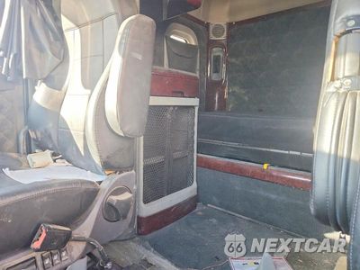 Zdjęcie 10 z 14 samochodu: 2021 FREIGHTLINER SD122 SEMI TRUCK VIN:3AKJGND19MDMN4091 - miniatura