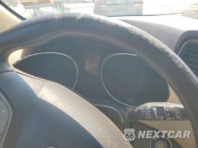 Zdjęcie 9 z 13 samochodu: 2015 HYUNDAI SANTA FE SPORT 2.0T VIN:5XYZW4LAXFG267781 - miniatura