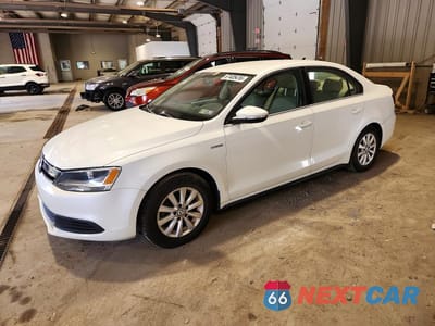 2013 VOLKSWAGEN JETTA HYBRID 3VW637AJXDM284156 - główne zdjęcie licytacji z USA - miniatura