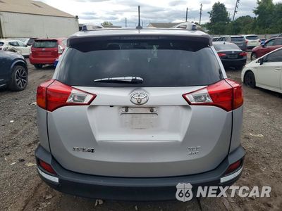 Zdjęcie 6 z 13 samochodu: 2015 TOYOTA RAV4 XLE VIN:JTMRFREV1FJ035261 - miniatura