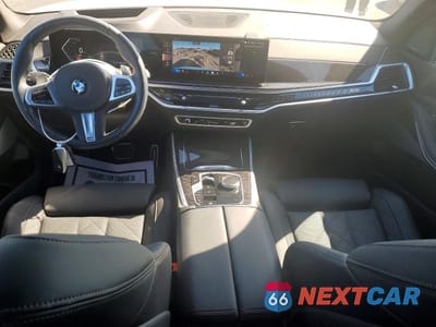 Zdjęcie 8 z 14 samochodu: 2026 BMW X5 XDRIVE40I VIN:5UX23EU09T9117226 - miniatura
