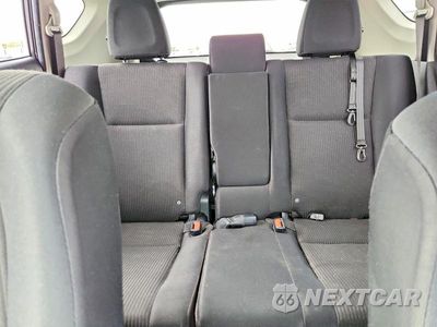 Zdjęcie 10 z 13 samochodu: 2018 TOYOTA RAV4 LE VIN:JTMZFREV8JJ728689 - miniatura