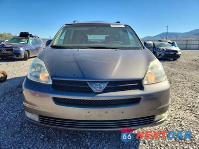 Piąte zdjęcie samochodu w środku: 2004 TOYOTA SIENNA XLE 7 PASSENGER VIN:5TDZA22C04S200046 - miniatura