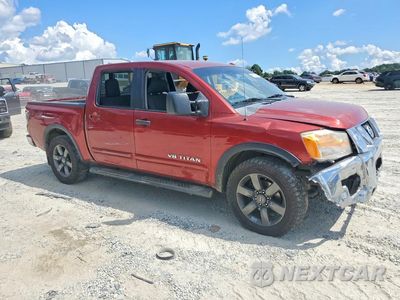 Czwarte zdjęcie samochodu z boku: 2015 NISSAN TITAN SV VIN:1N6BA0ED6FN505065 - miniatura
