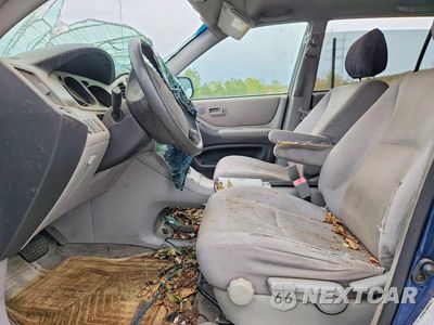 Zdjęcie 7 z 13 samochodu: 2004 TOYOTA HIGHLANDER BASE VIN:JTEEP21A340022726 - miniatura