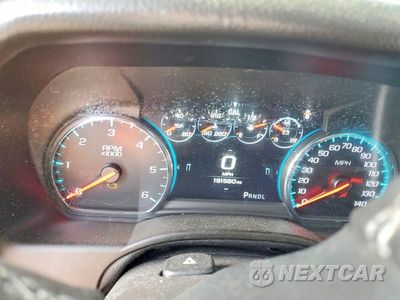 Zdjęcie 9 z 13 samochodu: 2019 CHEVROLET SUBURBAN K1500 PREMIER VIN:1GNSKJKC5KR154953 - miniatura