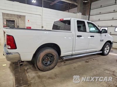 Trzecie zdjęcie samochodu z tyłu: 2015 RAM 1500 ST VIN:1C6RR6FG0FS691720 - miniatura