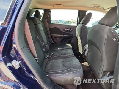 Zdjęcie 11 z 13 samochodu: 2016 JEEP CHEROKEE LATITUDE VIN:1C4PJLCB7GW257447 - miniatura