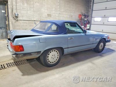 Trzecie zdjęcie samochodu z tyłu: 1988 MERCEDES-BENZ 560 SL VIN:WDBBA48DXJA088425 - miniatura