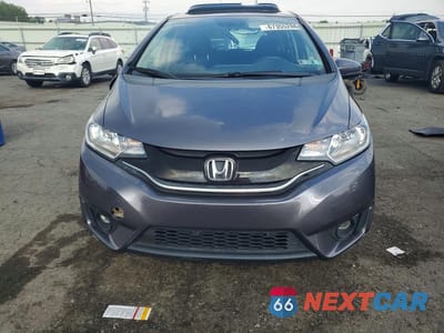 Piąte zdjęcie samochodu w środku: 2017 HONDA FIT EX VIN:3HGGK5H79HM703162 - miniatura