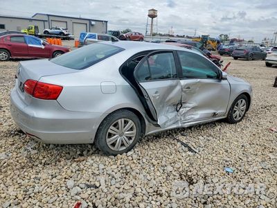 Trzecie zdjęcie samochodu z tyłu: 2014 VOLKSWAGEN JETTA SE VIN:3VWD17AJ0EM298954 - miniatura