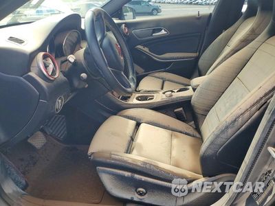 Zdjęcie 7 z 12 samochodu: 2016 MERCEDES-BENZ CLA 250 4MATIC VIN:WDDSJ4GB7GN358137 - miniatura