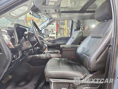 Zdjęcie 7 z 12 samochodu: 2023 FORD F350 SUPER DUTY VIN:1FT8W3BM7PED53464 - miniatura