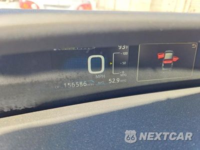 Zdjęcie 9 z 14 samochodu: 2016 TOYOTA PRIUS THREE VIN:JTDKARFU5G3028583 - miniatura