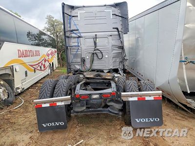 Zdjęcie 6 z 13 samochodu: 2019 VOLVO VNL SEMI TRUCK VIN:4V4NC9EH5KN193692 - miniatura