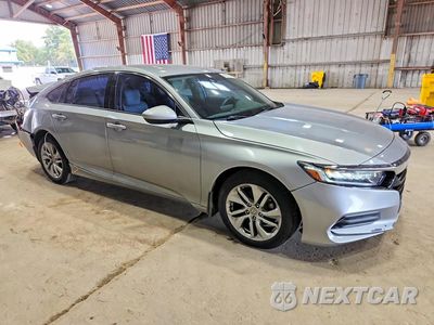 Czwarte zdjęcie samochodu z boku: 2018 HONDA ACCORD LX VIN:1HGCV1F11JA163709 - miniatura