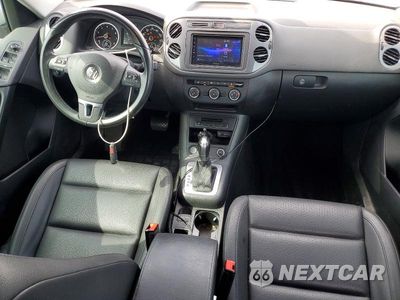 Zdjęcie 8 z 13 samochodu: 2017 VOLKSWAGEN TIGUAN S VIN:WVGBV7AX4HW501699 - miniatura