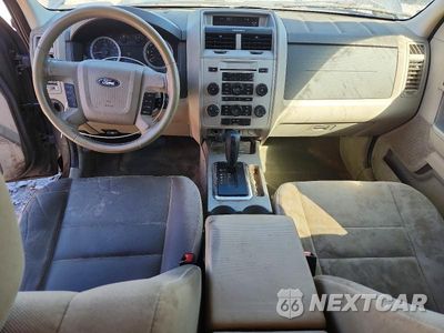 Zdjęcie 8 z 13 samochodu: 2011 FORD ESCAPE XLT VIN:1FMCU9D76BKA62485 - miniatura