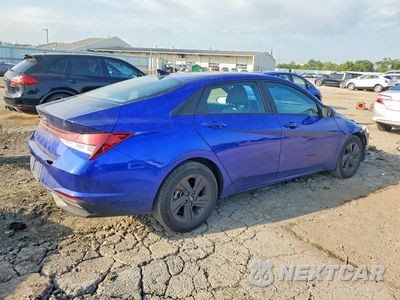 Trzecie zdjęcie samochodu z tyłu: 2023 HYUNDAI ELANTRA SEL VIN:KMHLM4AGXPU634838 - miniatura