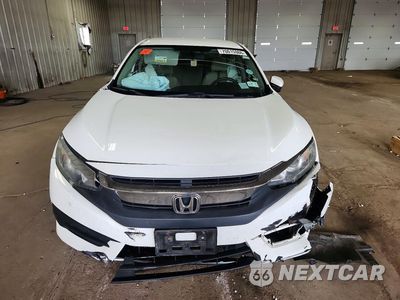 Piąte zdjęcie samochodu w środku: 2018 HONDA CIVIC LX VIN:19XFC2F56JE204200 - miniatura