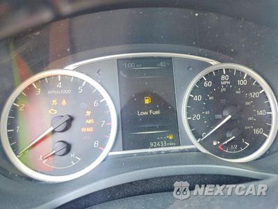 Zdjęcie 9 z 12 samochodu: 2016 NISSAN SENTRA SR VIN:3N1AB7AP8GY216314 - miniatura