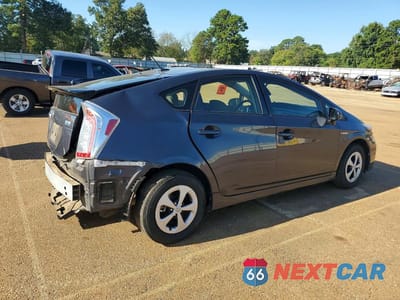 Trzecie zdjęcie samochodu z tyłu: 2015 TOYOTA PRIUS THREE VIN:JTDKN3DU3F1865282 - miniatura