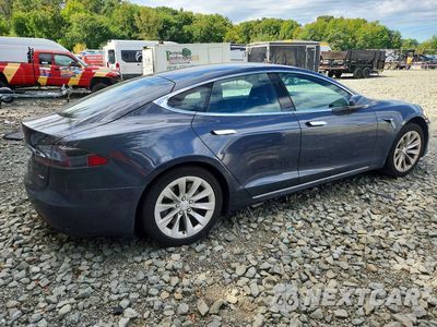 Trzecie zdjęcie samochodu z tyłu: 2018 TESLA MODEL S VIN:5YJSA1E25JF276148 - miniatura