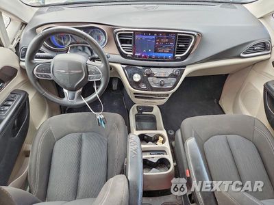 Zdjęcie 8 z 13 samochodu: 2022 CHRYSLER VOYAGER LX VIN:2C4RC1CG2NR145177 - miniatura
