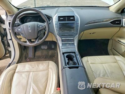 Zdjęcie 8 z 12 samochodu: 2013 LINCOLN MKZ VIN:3LN6L2J9XDR813356 - miniatura