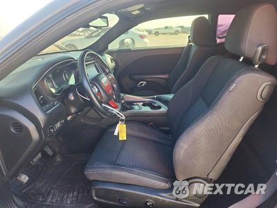 Zdjęcie 7 z 13 samochodu: 2019 DODGE CHALLENGER SXT VIN:2C3CDZAG2KH525307 - miniatura