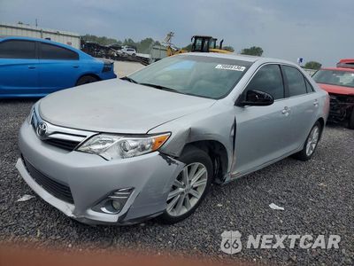 2014 TOYOTA CAMRY XLE 4T1BF1FK6EU746048 - główne zdjęcie licytacji z USA - miniatura